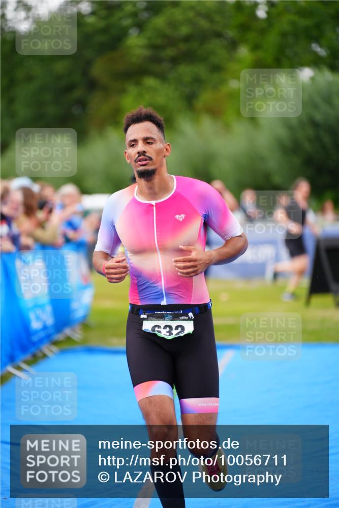 30.08.2026 - Elbe Triathlon Hamburg LAZAROV Photography http://msf.ph/oto/10056711 30.08.2026 11:12:38 Ziel 410, 612, 632, 722 meine-sportfotos.de
