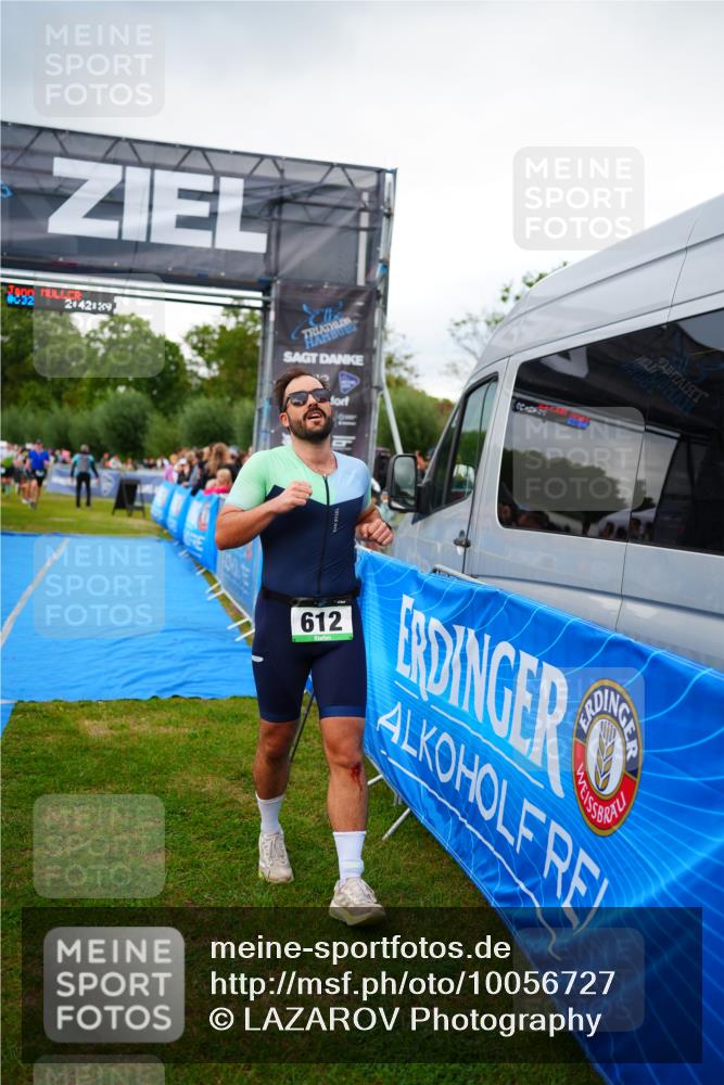 30.08.2026 - Elbe Triathlon Hamburg LAZAROV Photography http://msf.ph/oto/10056727 30.08.2026 11:12:45 Ziel 612, 773, 1093, 1097 meine-sportfotos.de