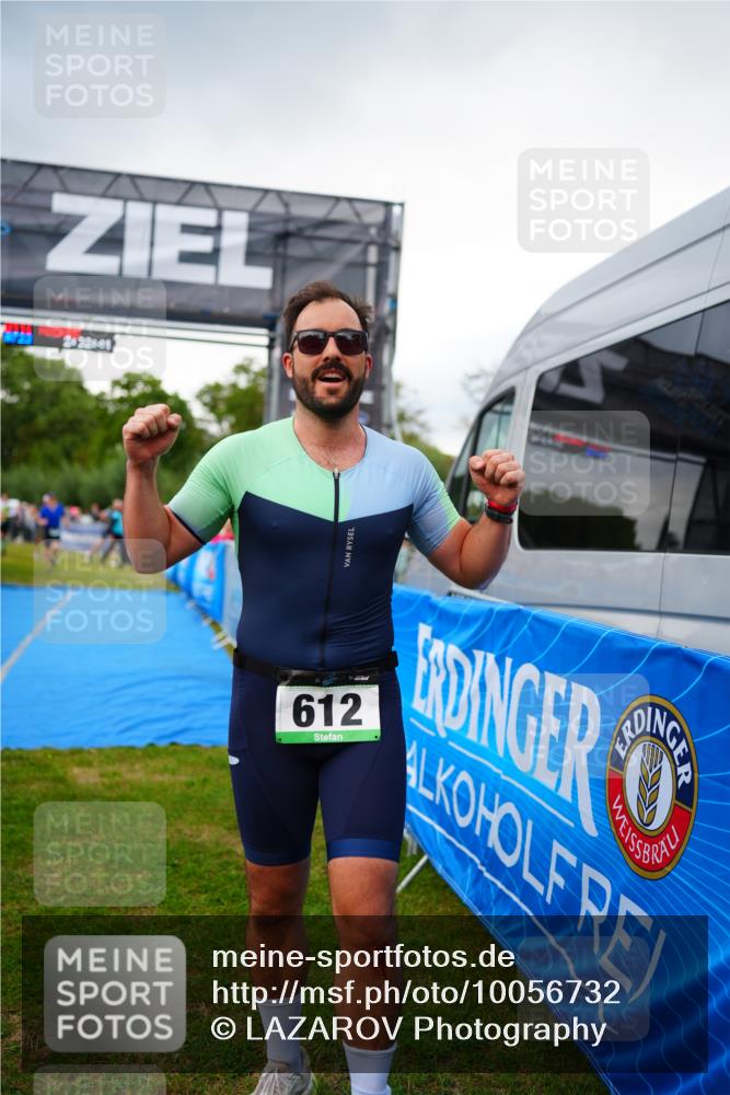 30.08.2026 - Elbe Triathlon Hamburg LAZAROV Photography http://msf.ph/oto/10056732 30.08.2026 11:12:46 Ziel 773, 1093, 1097 meine-sportfotos.de