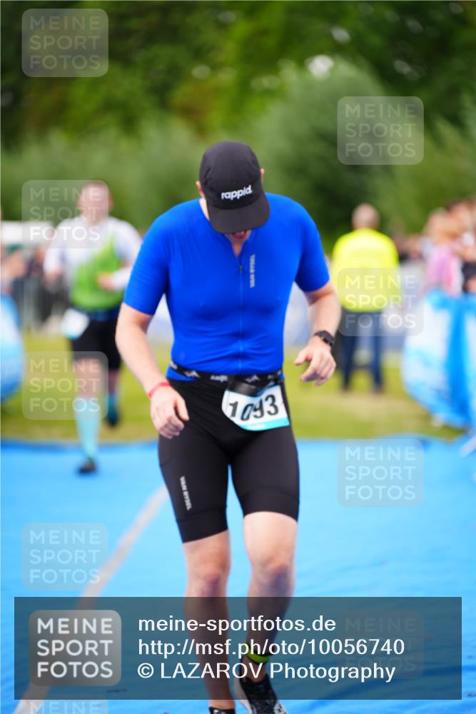 30.08.2026 - Elbe Triathlon Hamburg LAZAROV Photography http://msf.ph/oto/10056740 30.08.2026 11:12:50 Ziel 773, 1093, 1097 meine-sportfotos.de
