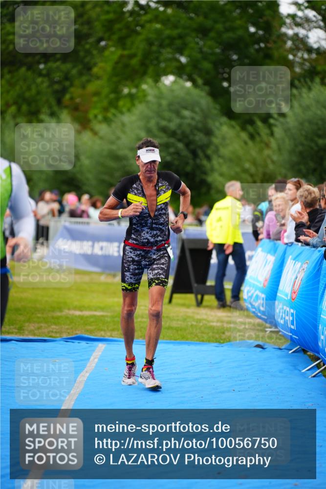 30.08.2026 - Elbe Triathlon Hamburg LAZAROV Photography http://msf.ph/oto/10056750 30.08.2026 11:12:53 Ziel 773, 1085, 1093, 1097 meine-sportfotos.de