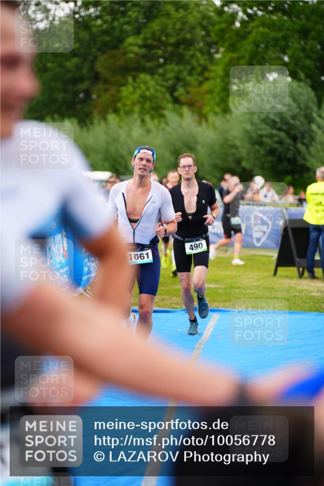 30.08.2026 - Elbe Triathlon Hamburg LAZAROV Photography http://msf.ph/oto/10056778 30.08.2026 11:13:06 Ziel 490, 651, 1037, 1061, 1197 meine-sportfotos.de