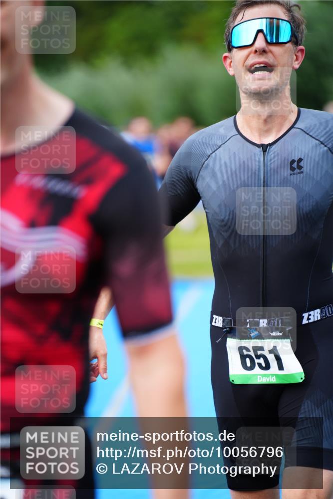 30.08.2026 - Elbe Triathlon Hamburg LAZAROV Photography http://msf.ph/oto/10056796 30.08.2026 11:13:15 Ziel 611, 651, 750 meine-sportfotos.de
