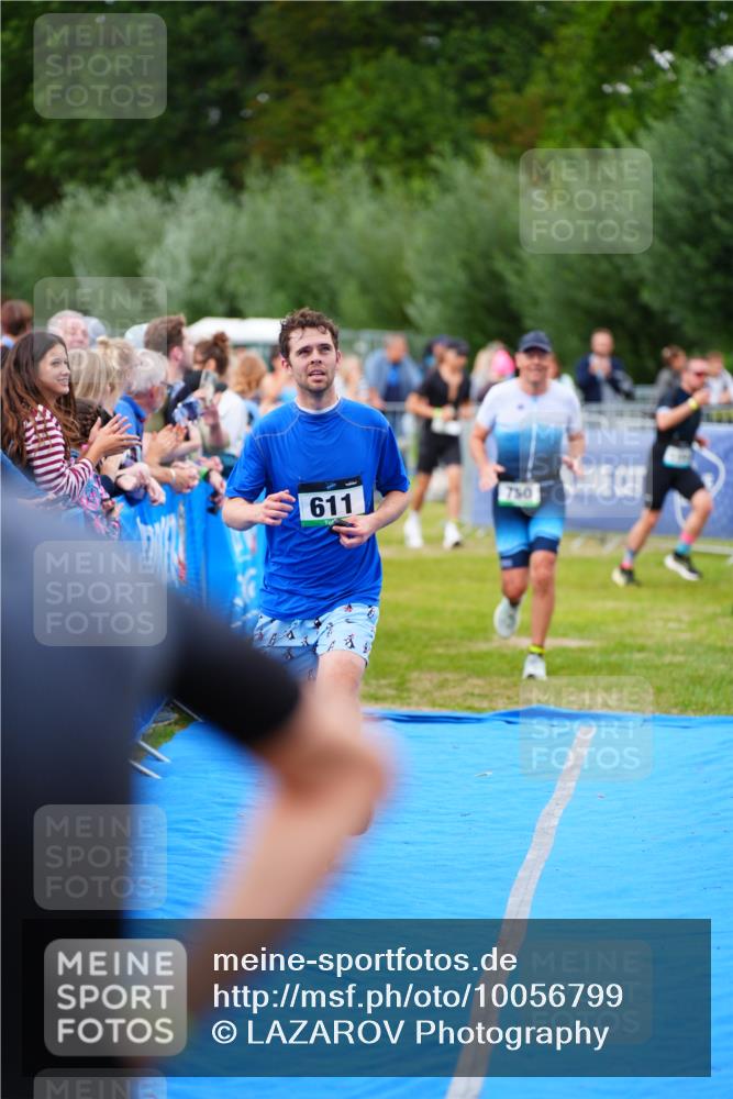 30.08.2026 - Elbe Triathlon Hamburg LAZAROV Photography http://msf.ph/oto/10056799 30.08.2026 11:13:19 Ziel 611, 750 meine-sportfotos.de