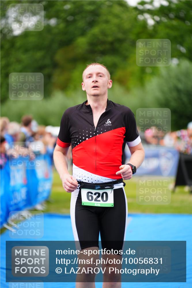 30.08.2026 - Elbe Triathlon Hamburg LAZAROV Photography http://msf.ph/oto/10056831 30.08.2026 11:13:33 Ziel 560, 598, 620, 699, 752 meine-sportfotos.de