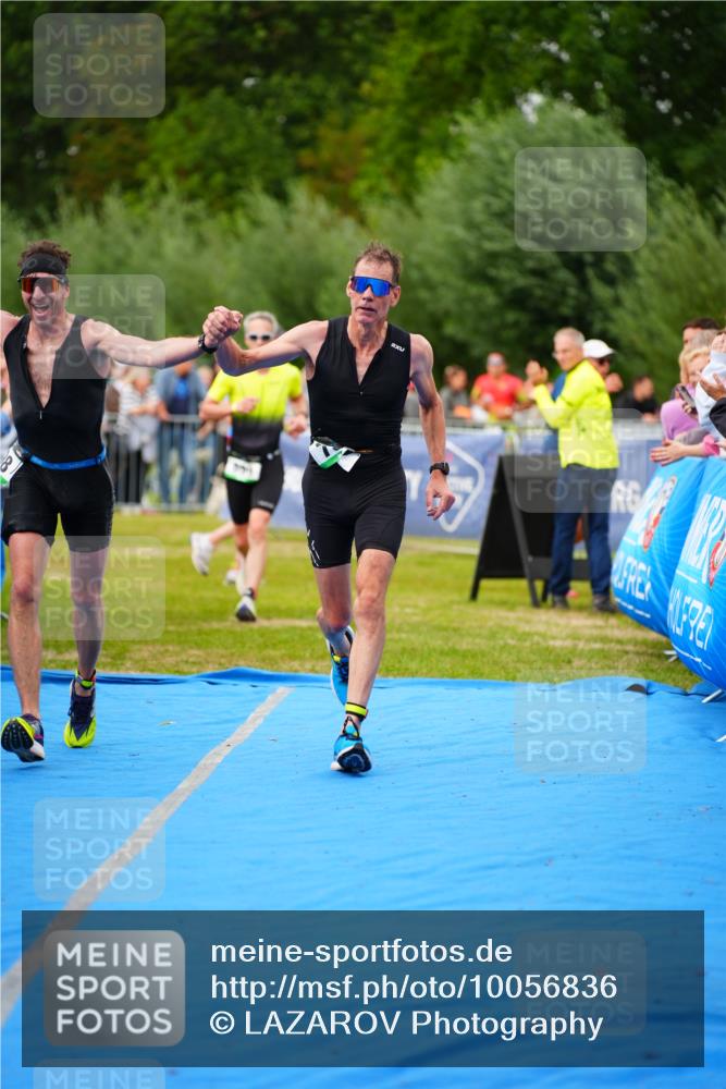 30.08.2026 - Elbe Triathlon Hamburg LAZAROV Photography http://msf.ph/oto/10056836 30.08.2026 11:13:36 Ziel 598, 699, 752 meine-sportfotos.de