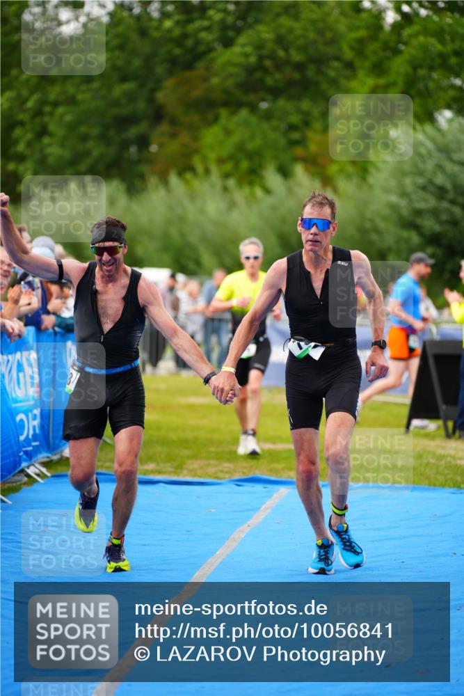 30.08.2026 - Elbe Triathlon Hamburg LAZAROV Photography http://msf.ph/oto/10056841 30.08.2026 11:13:37 Ziel 598, 699, 752 meine-sportfotos.de