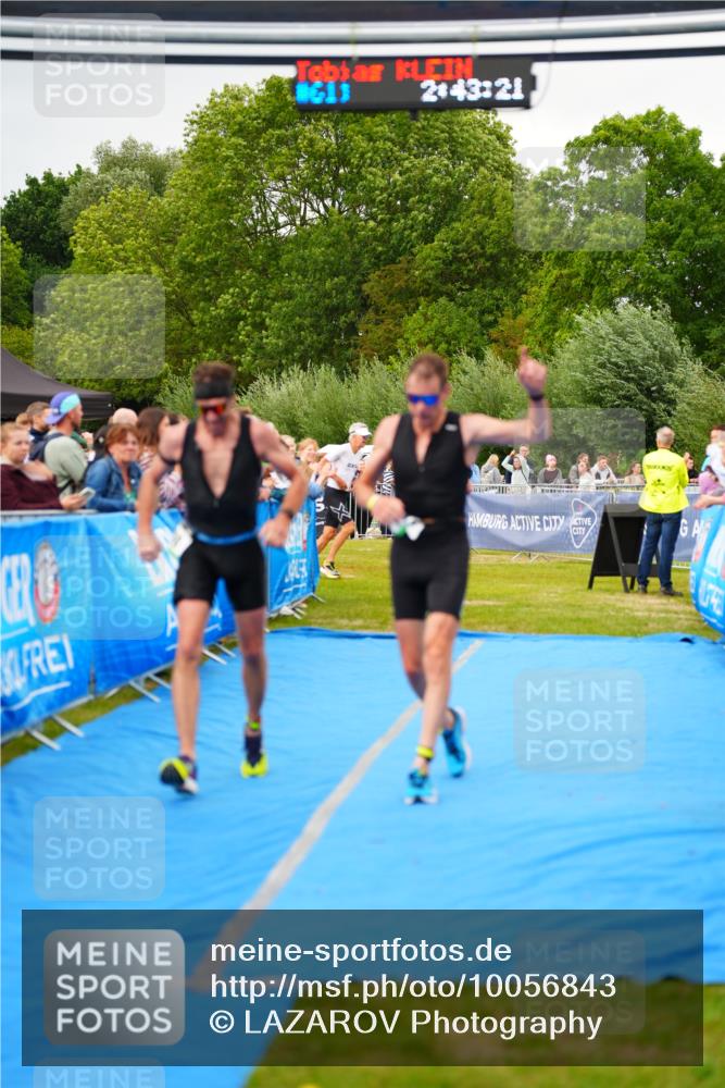 30.08.2026 - Elbe Triathlon Hamburg LAZAROV Photography http://msf.ph/oto/10056843 30.08.2026 11:13:38 Ziel 598, 699, 752 meine-sportfotos.de