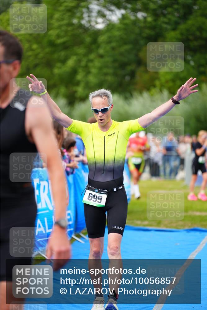 30.08.2026 - Elbe Triathlon Hamburg LAZAROV Photography http://msf.ph/oto/10056857 30.08.2026 11:13:41 Ziel 598, 643, 699, 752 meine-sportfotos.de