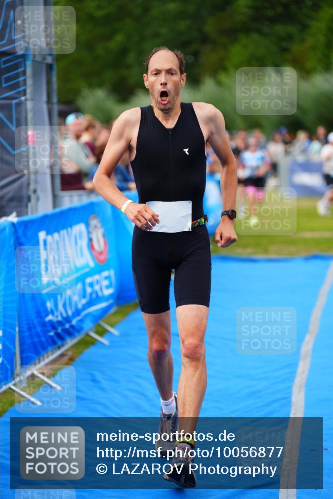 30.08.2026 - Elbe Triathlon Hamburg LAZAROV Photography http://msf.ph/oto/10056877 30.08.2026 11:13:53 Ziel 724, 731, 869, 1030, 1088 meine-sportfotos.de