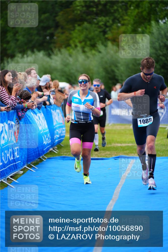 30.08.2026 - Elbe Triathlon Hamburg LAZAROV Photography http://msf.ph/oto/10056890 30.08.2026 11:13:57 Ziel 731, 869, 1030, 1088 meine-sportfotos.de