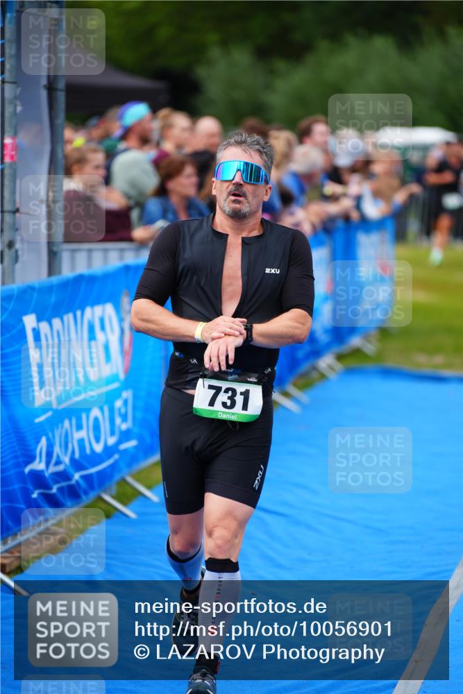 30.08.2026 - Elbe Triathlon Hamburg LAZAROV Photography http://msf.ph/oto/10056901 30.08.2026 11:14:01 Ziel 573, 731, 869, 1030, 1088 meine-sportfotos.de