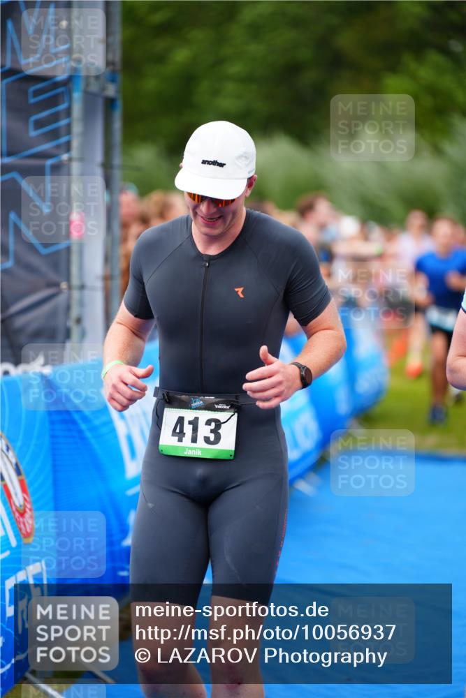 30.08.2026 - Elbe Triathlon Hamburg LAZAROV Photography http://msf.ph/oto/10056937 30.08.2026 11:14:38 Ziel 413, 497, 606, 640, 990, 1054 meine-sportfotos.de