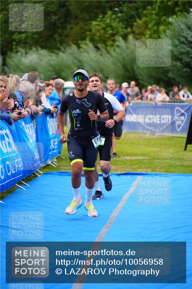 30.08.2026 - Elbe Triathlon Hamburg LAZAROV Photography http://msf.ph/oto/10056958 30.08.2026 11:14:54 Ziel 492, 500, 619 meine-sportfotos.de