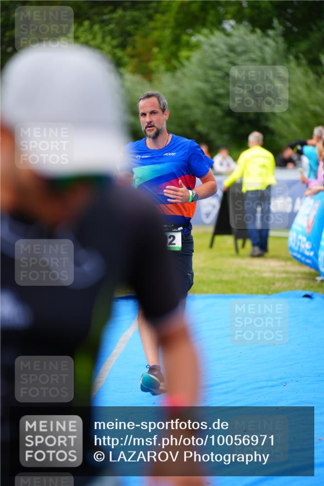 30.08.2026 - Elbe Triathlon Hamburg LAZAROV Photography http://msf.ph/oto/10056971 30.08.2026 11:14:57 Ziel 492, 500, 619 meine-sportfotos.de