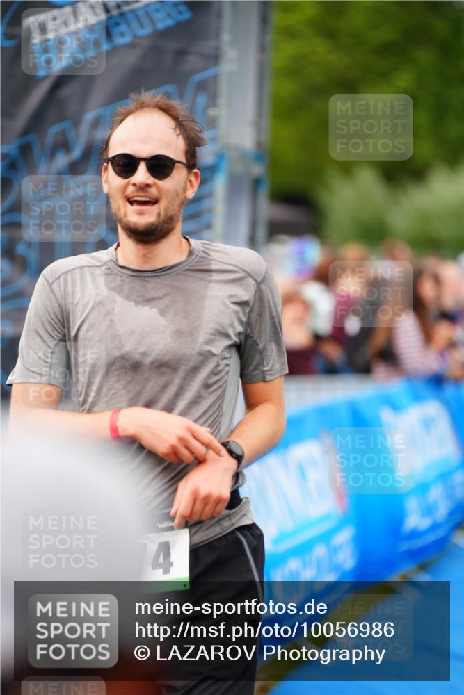 30.08.2026 - Elbe Triathlon Hamburg LAZAROV Photography http://msf.ph/oto/10056986 30.08.2026 11:15:04 Ziel 346, 1099 meine-sportfotos.de