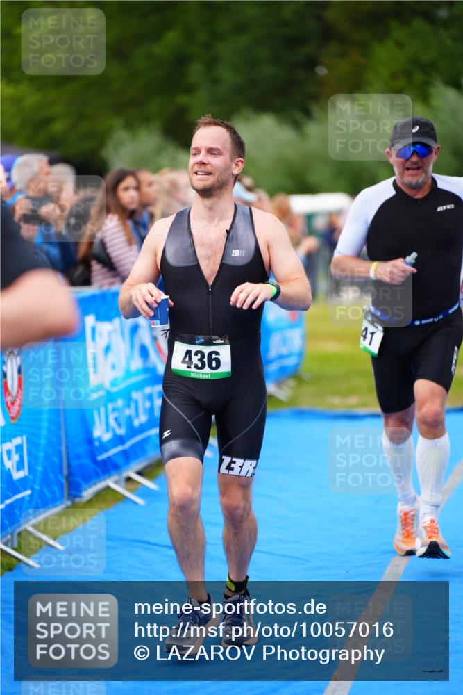 30.08.2026 - Elbe Triathlon Hamburg LAZAROV Photography http://msf.ph/oto/10057016 30.08.2026 11:15:21 Ziel 436, 636, 741 meine-sportfotos.de