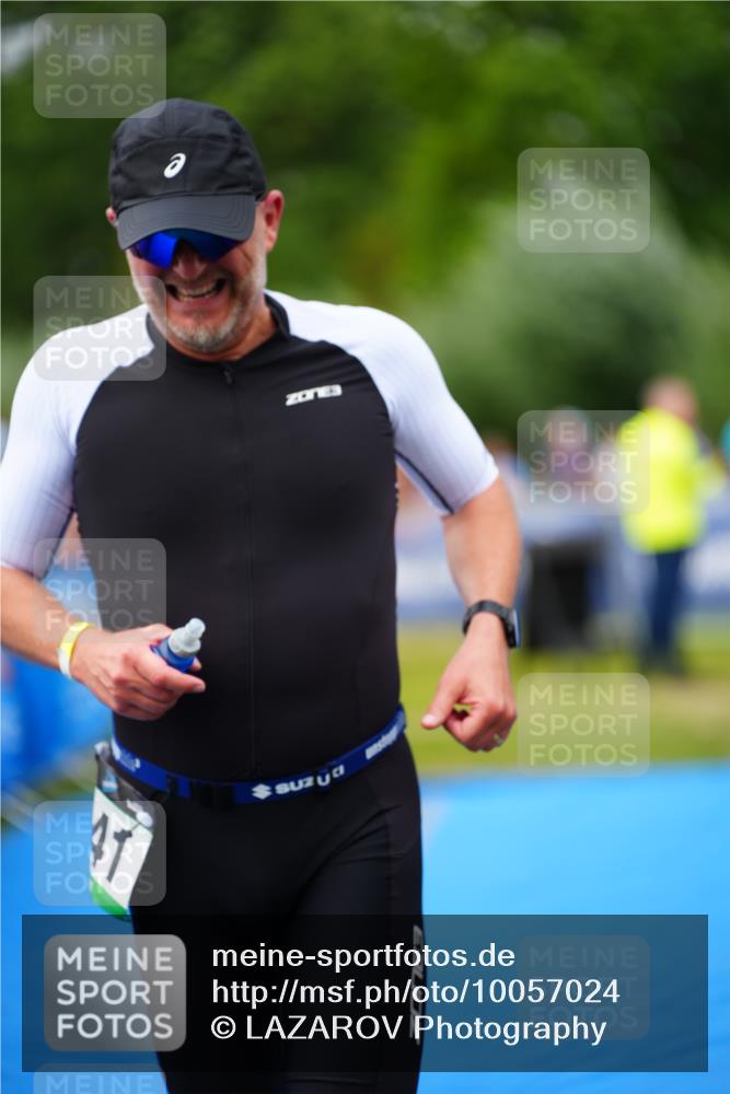 30.08.2026 - Elbe Triathlon Hamburg LAZAROV Photography http://msf.ph/oto/10057024 30.08.2026 11:15:22 Ziel 436, 741 meine-sportfotos.de