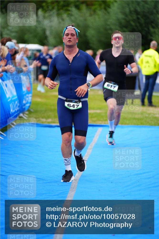 30.08.2026 - Elbe Triathlon Hamburg LAZAROV Photography http://msf.ph/oto/10057028 30.08.2026 11:15:33 Ziel 617, 647, 1027, 1080 meine-sportfotos.de