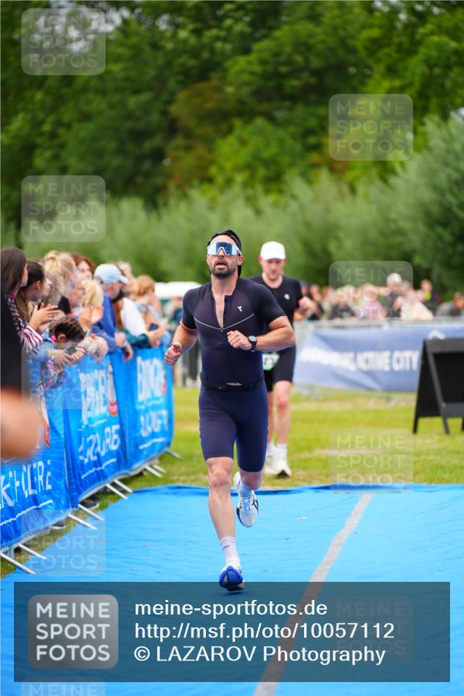 30.08.2026 - Elbe Triathlon Hamburg LAZAROV Photography http://msf.ph/oto/10057112 30.08.2026 11:16:25 Ziel 537, 623, 1120, 1140 meine-sportfotos.de