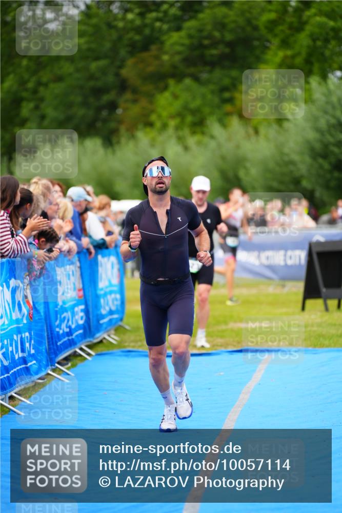 30.08.2026 - Elbe Triathlon Hamburg LAZAROV Photography http://msf.ph/oto/10057114 30.08.2026 11:16:25 Ziel 537, 623, 1120, 1140 meine-sportfotos.de