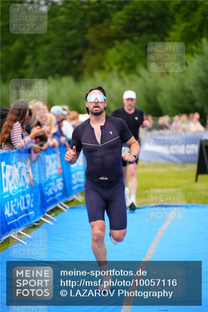 30.08.2026 - Elbe Triathlon Hamburg LAZAROV Photography http://msf.ph/oto/10057116 30.08.2026 11:16:26 Ziel 537, 623, 1000, 1120, 1140 meine-sportfotos.de