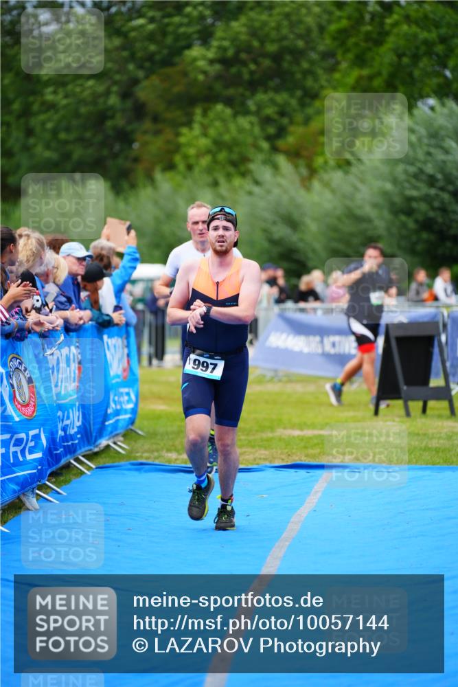 30.08.2026 - Elbe Triathlon Hamburg LAZAROV Photography http://msf.ph/oto/10057144 30.08.2026 11:16:58 Ziel 435, 526, 631, 997 meine-sportfotos.de