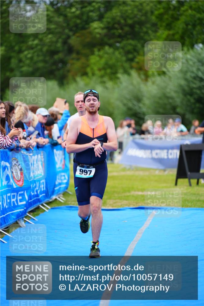 30.08.2026 - Elbe Triathlon Hamburg LAZAROV Photography http://msf.ph/oto/10057149 30.08.2026 11:16:58 Ziel 435, 526, 631, 997 meine-sportfotos.de