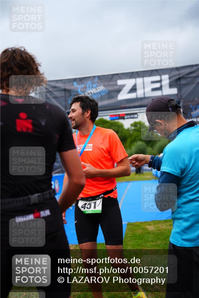 30.08.2026 - Elbe Triathlon Hamburg LAZAROV Photography http://msf.ph/oto/10057201 30.08.2026 11:17:23 Ziel  meine-sportfotos.de