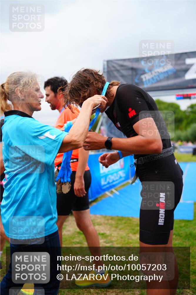 30.08.2026 - Elbe Triathlon Hamburg LAZAROV Photography http://msf.ph/oto/10057203 30.08.2026 11:17:25 Ziel  meine-sportfotos.de