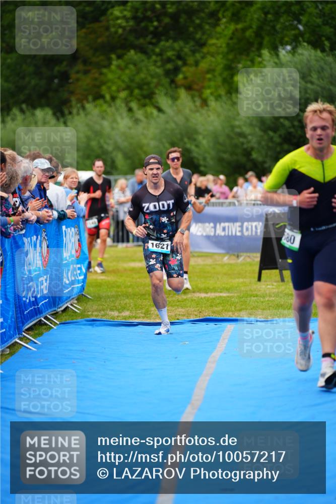 30.08.2026 - Elbe Triathlon Hamburg LAZAROV Photography http://msf.ph/oto/10057217 30.08.2026 11:17:34 Ziel 579, 580, 1148, 1621 meine-sportfotos.de
