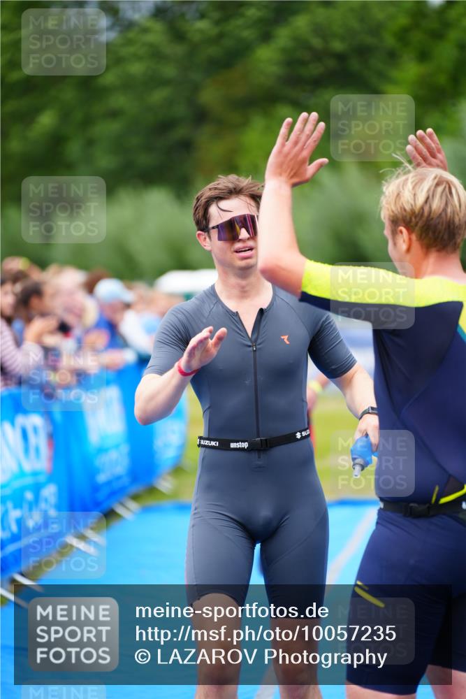 30.08.2026 - Elbe Triathlon Hamburg LAZAROV Photography http://msf.ph/oto/10057235 30.08.2026 11:17:40 Ziel 579, 1148 meine-sportfotos.de