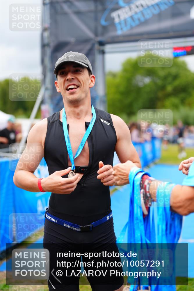 30.08.2026 - Elbe Triathlon Hamburg LAZAROV Photography http://msf.ph/oto/10057291 30.08.2026 11:18:16 Ziel 520, 577 meine-sportfotos.de
