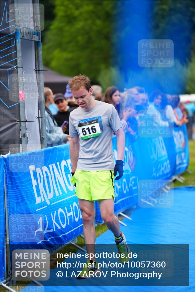 30.08.2026 - Elbe Triathlon Hamburg LAZAROV Photography http://msf.ph/oto/10057360 30.08.2026 11:18:39 Ziel 516, 1048, 1076 meine-sportfotos.de