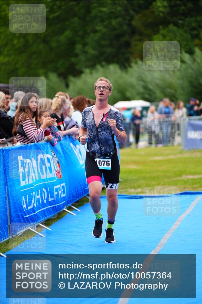 30.08.2026 - Elbe Triathlon Hamburg LAZAROV Photography http://msf.ph/oto/10057364 30.08.2026 11:18:42 Ziel 516, 1076 meine-sportfotos.de