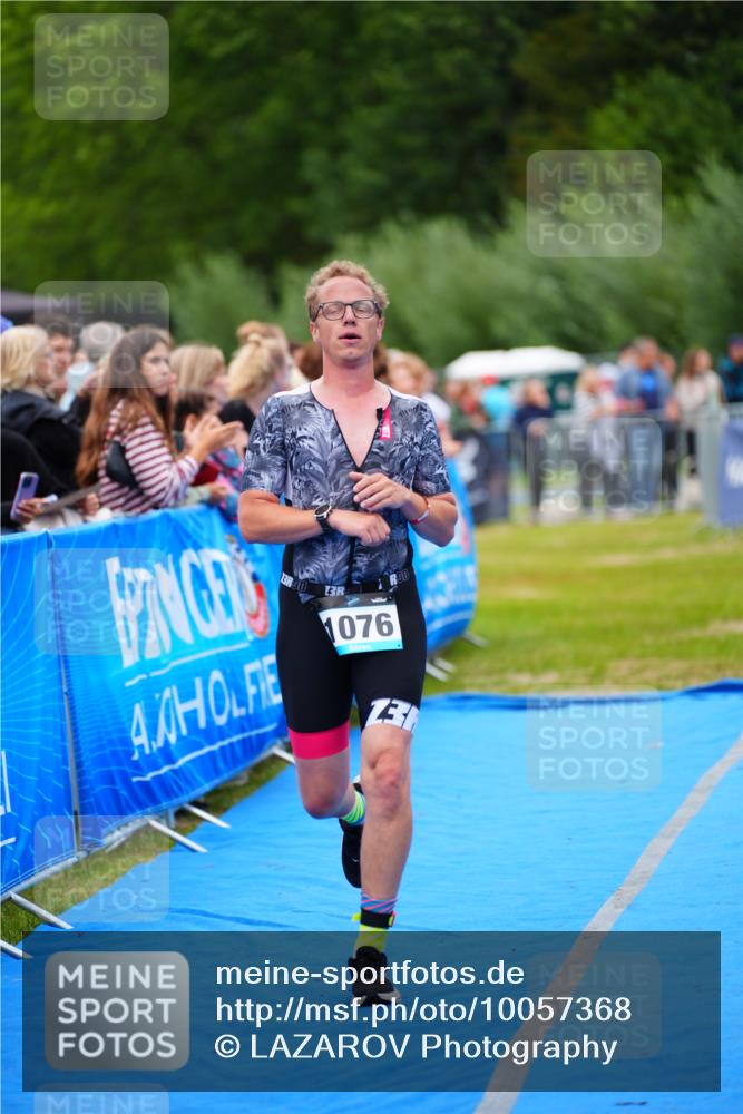 30.08.2026 - Elbe Triathlon Hamburg LAZAROV Photography http://msf.ph/oto/10057368 30.08.2026 11:18:42 Ziel 516, 1076 meine-sportfotos.de