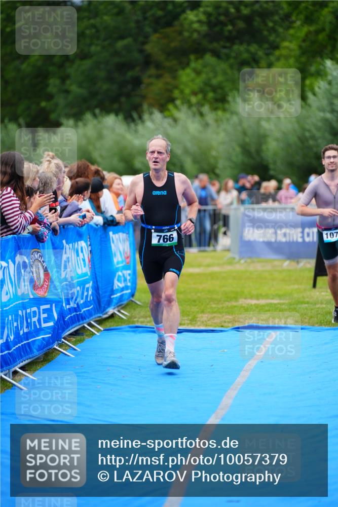 30.08.2026 - Elbe Triathlon Hamburg LAZAROV Photography http://msf.ph/oto/10057379 30.08.2026 11:18:55 Ziel 766, 1070 meine-sportfotos.de