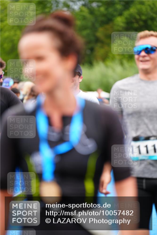 30.08.2026 - Elbe Triathlon Hamburg LAZAROV Photography http://msf.ph/oto/10057482 30.08.2026 11:19:43 Ziel 667, 704, 1091, 1108, 1111 meine-sportfotos.de