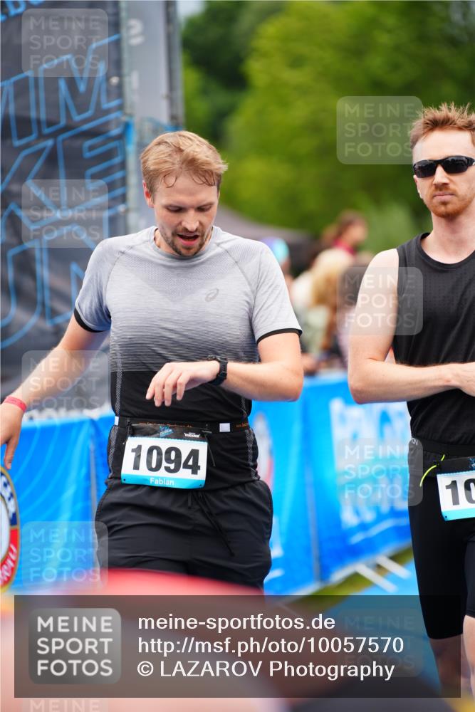 30.08.2026 - Elbe Triathlon Hamburg LAZAROV Photography http://msf.ph/oto/10057570 30.08.2026 11:20:24 Ziel 491, 1013, 1029, 1094, 1216 meine-sportfotos.de