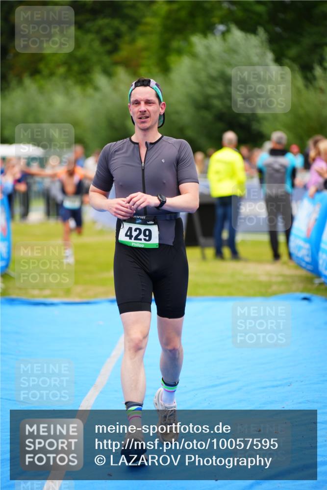 30.08.2026 - Elbe Triathlon Hamburg LAZAROV Photography http://msf.ph/oto/10057595 30.08.2026 11:20:35 Ziel 429, 491, 886, 1059, 1101 meine-sportfotos.de
