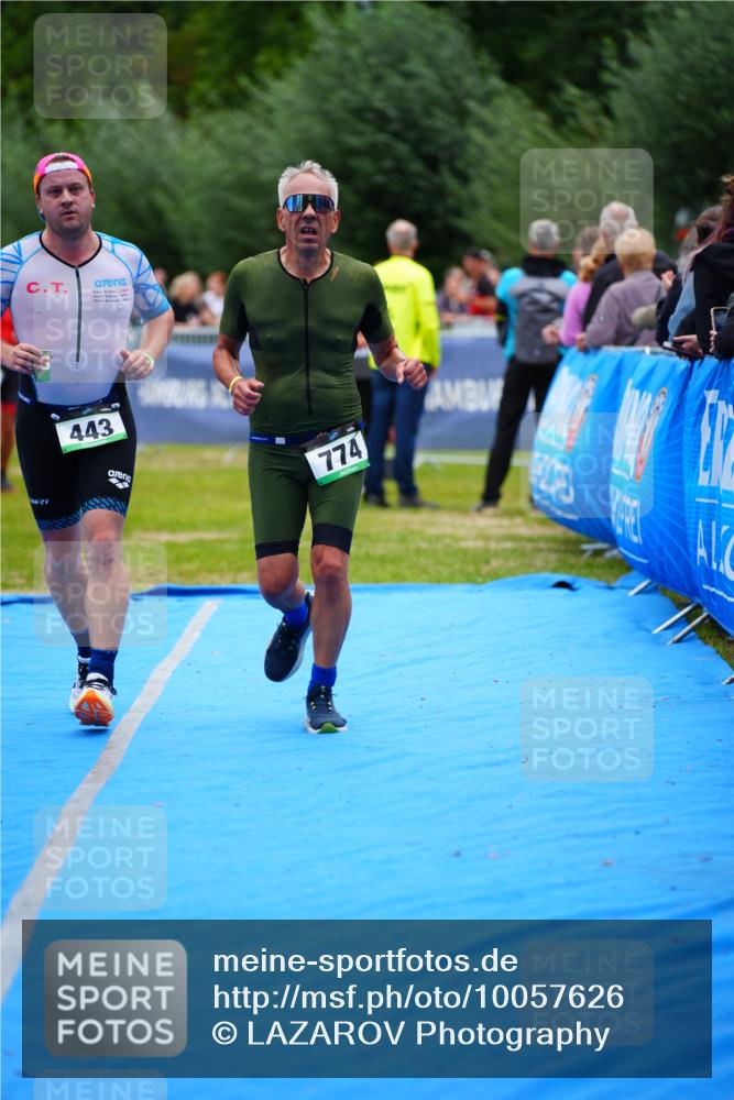 30.08.2026 - Elbe Triathlon Hamburg LAZAROV Photography http://msf.ph/oto/10057626 30.08.2026 11:20:55 Ziel 443, 735, 774, 1212, 1225 meine-sportfotos.de