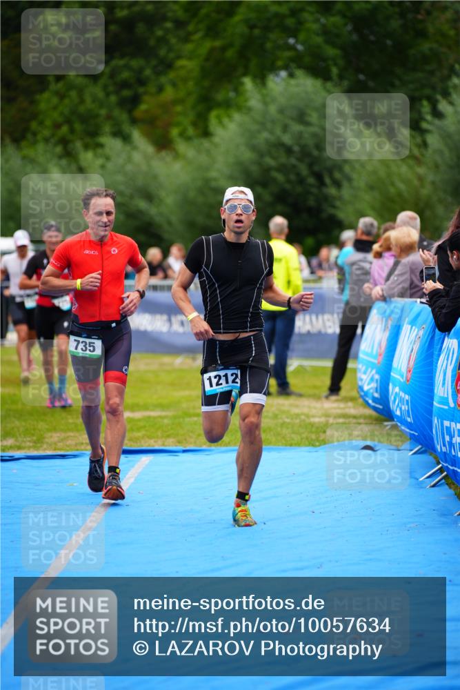 30.08.2026 - Elbe Triathlon Hamburg LAZAROV Photography http://msf.ph/oto/10057634 30.08.2026 11:21:00 Ziel 443, 735, 774, 1100, 1212, 1225 meine-sportfotos.de
