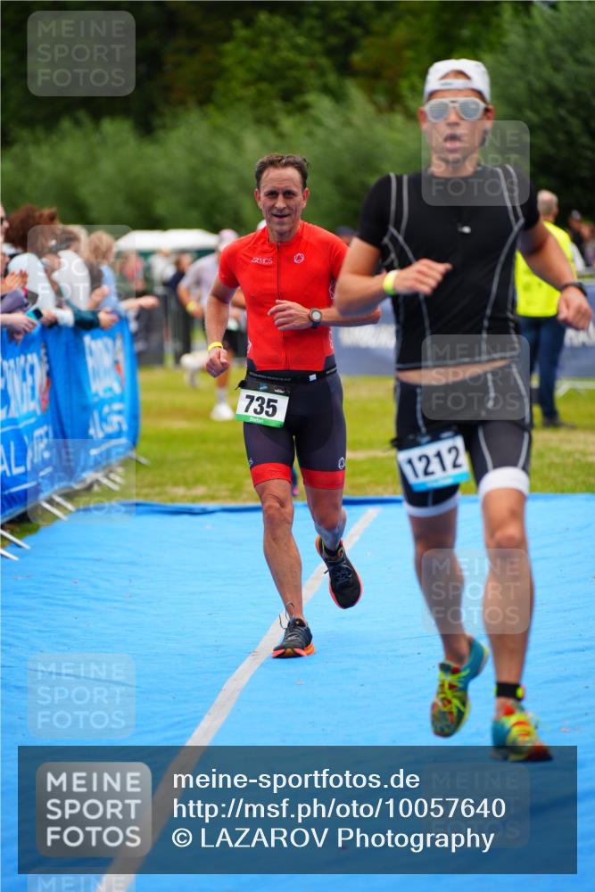 30.08.2026 - Elbe Triathlon Hamburg LAZAROV Photography http://msf.ph/oto/10057640 30.08.2026 11:21:02 Ziel 735, 1100, 1212, 1225 meine-sportfotos.de