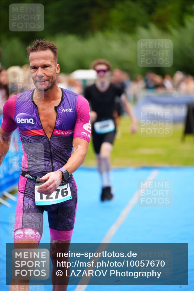 30.08.2026 - Elbe Triathlon Hamburg LAZAROV Photography http://msf.ph/oto/10057670 30.08.2026 11:21:14 Ziel 999, 1017, 1276 meine-sportfotos.de