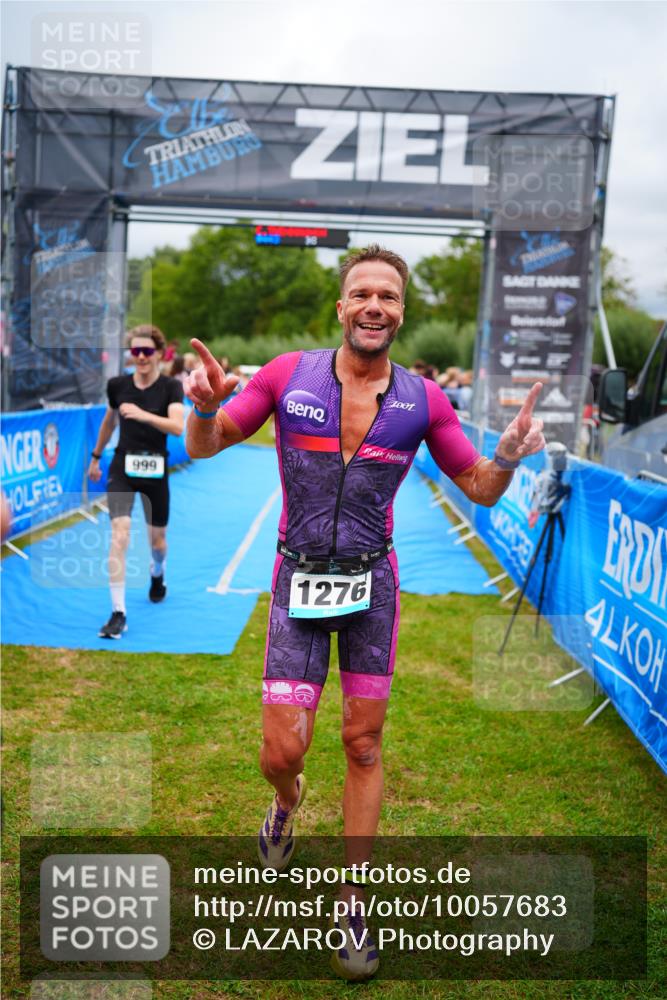 30.08.2026 - Elbe Triathlon Hamburg LAZAROV Photography http://msf.ph/oto/10057683 30.08.2026 11:21:17 Ziel 834, 999, 1017 meine-sportfotos.de