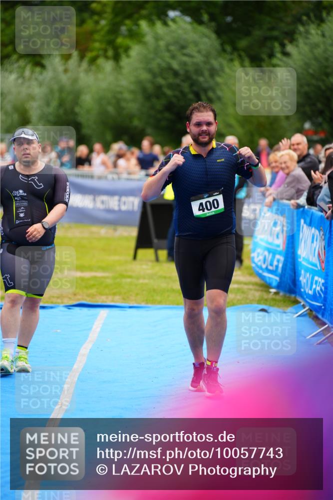 30.08.2026 - Elbe Triathlon Hamburg LAZAROV Photography http://msf.ph/oto/10057743 30.08.2026 11:21:45 Ziel 283, 400, 540, 561, 991 meine-sportfotos.de