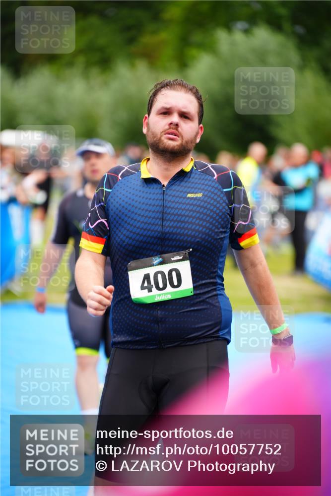 30.08.2026 - Elbe Triathlon Hamburg LAZAROV Photography http://msf.ph/oto/10057752 30.08.2026 11:21:48 Ziel 283, 400, 561, 585, 991 meine-sportfotos.de