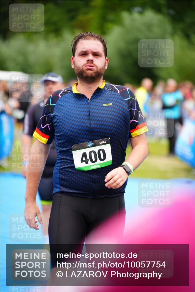 30.08.2026 - Elbe Triathlon Hamburg LAZAROV Photography http://msf.ph/oto/10057754 30.08.2026 11:21:48 Ziel 283, 400, 561, 585, 991 meine-sportfotos.de