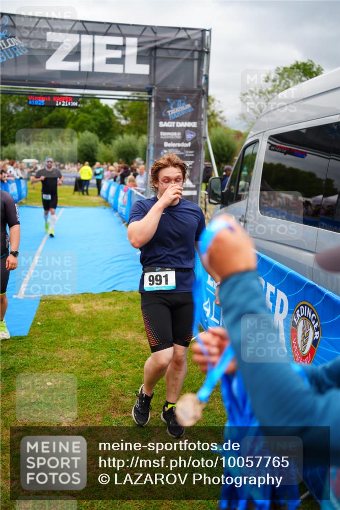 30.08.2026 - Elbe Triathlon Hamburg LAZAROV Photography http://msf.ph/oto/10057765 30.08.2026 11:21:54 Ziel 561, 585, 991, 1063 meine-sportfotos.de