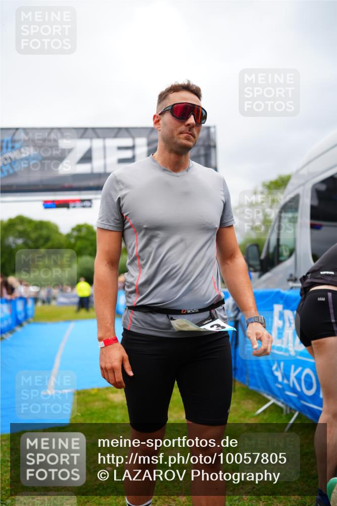 30.08.2026 - Elbe Triathlon Hamburg LAZAROV Photography http://msf.ph/oto/10057805 30.08.2026 11:22:16 Ziel  meine-sportfotos.de